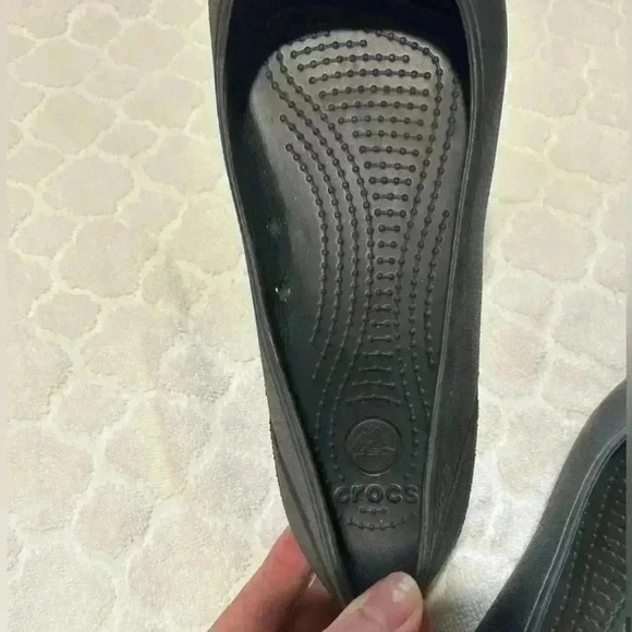 CROCS Womens Size 9 Black Cap Toe Ballet Flats Style 12300 Slip-On Casual Shoe - Picture 7 of 8